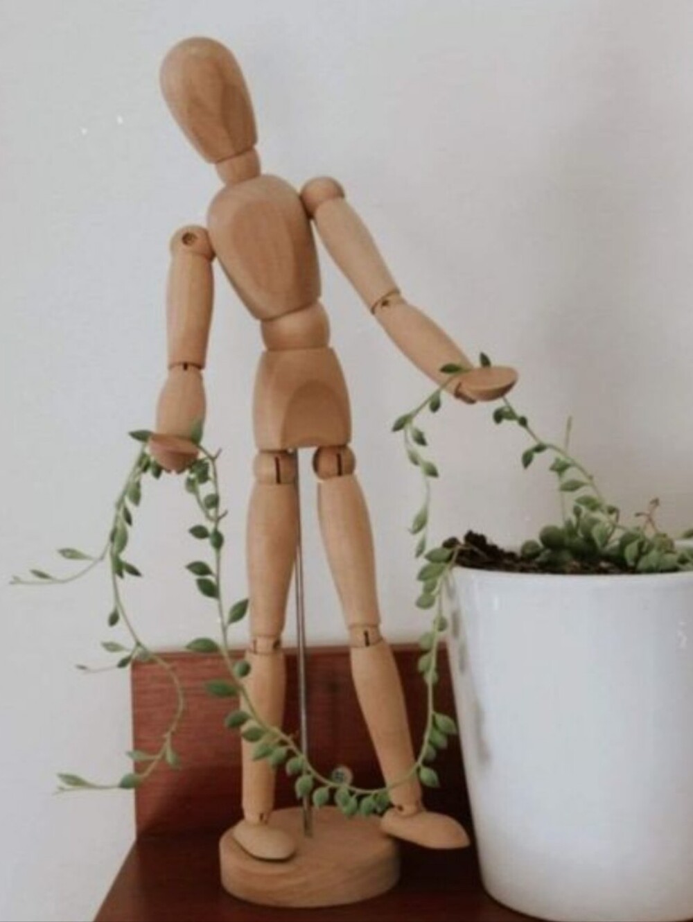 Vintage Windsor And Newton Artists Wooden Jointed Lay Figure Made in Japan
